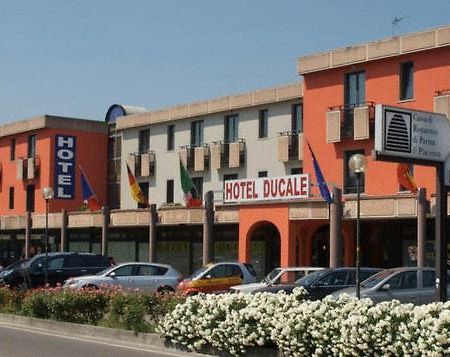 Hotel Residence Ducale Porto Mantovano Exterior foto